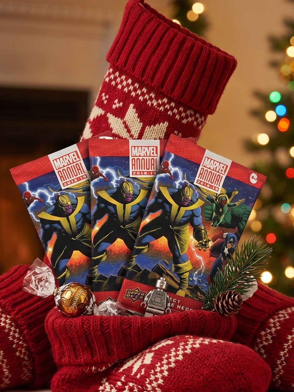 🌸 New Unopened Factory Sealed Marvel 4 Packs of Cards, 4 Cards Per Pack